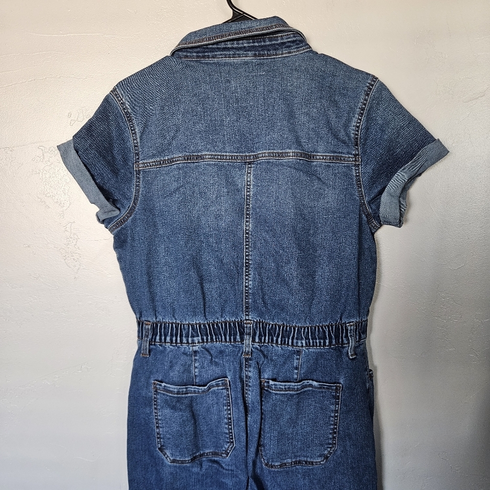 Celebrity Pink Women's Medium Denim Blue Jumpsuit Short Sleeve Cuffed Hem Cargo - Picture 6 of 8